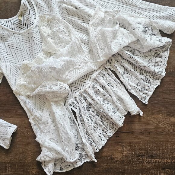Marilu Asymmetric Hem Knit Lace Long Sleeve Boho Top, S, White - Picture 5 of 9